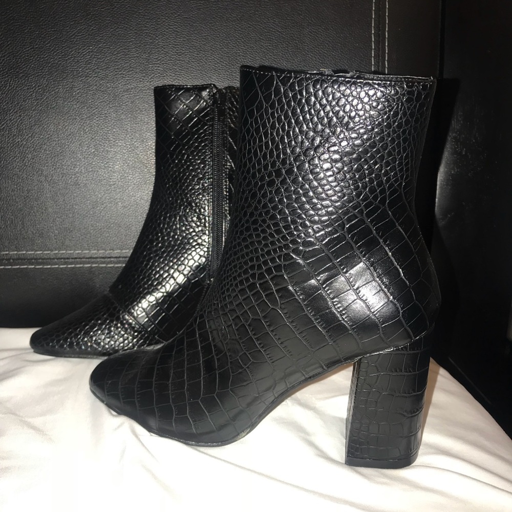 Faux Snake Skin Black Booties